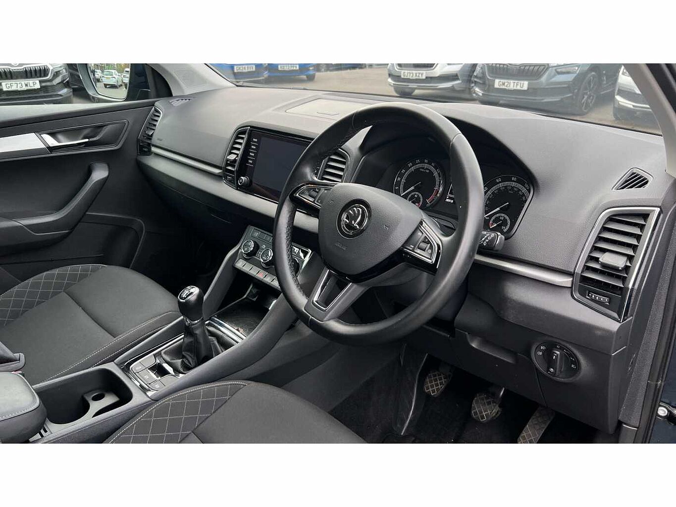 SKODA KAROQ SE 1.6 TDI 115 PS 6G Man