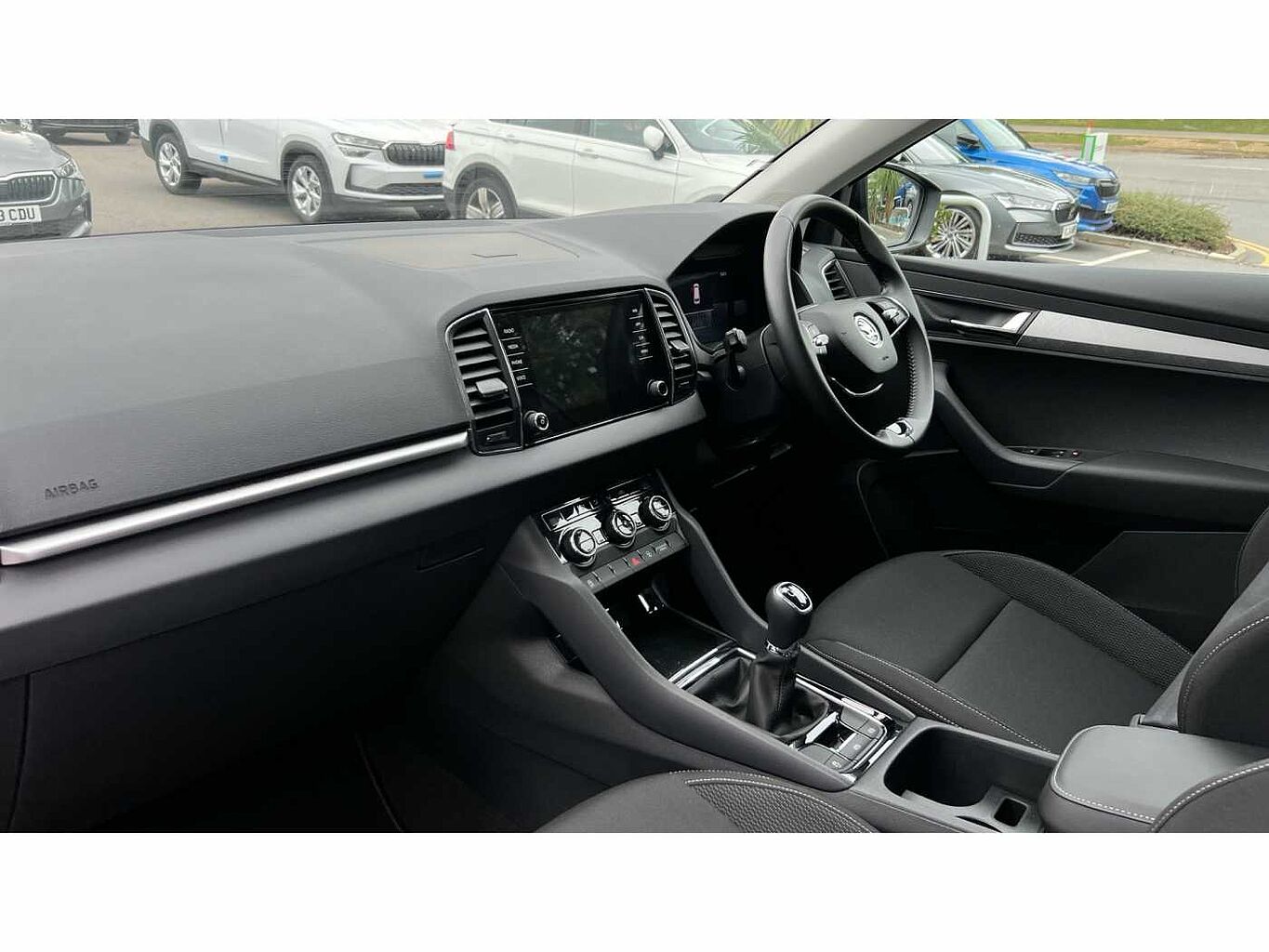 SKODA KAROQ SE Drive 1.0 TSI 110 PS 6G Man