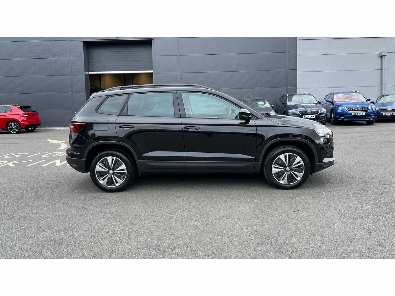 SKODA KAROQ SE Drive 1.0 TSI 110 PS 6G Man