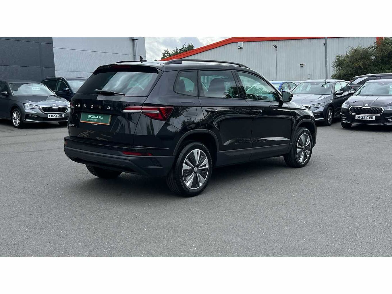 SKODA KAROQ SE Drive 1.0 TSI 110 PS 6G Man