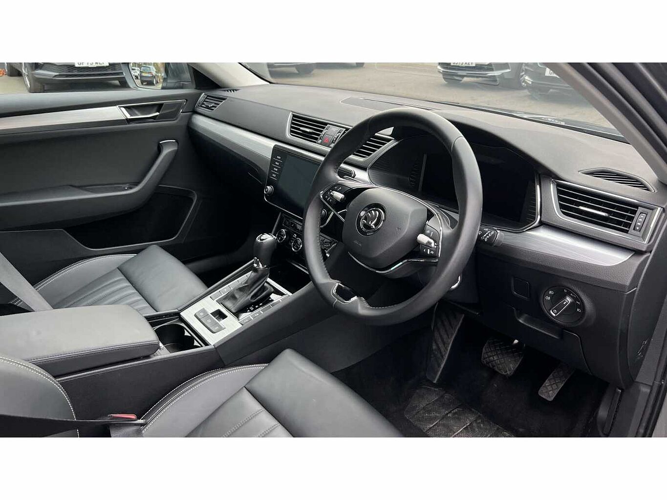 SKODA SUPERB Estate SE Technology 1.5 TSI 150 PS DSG