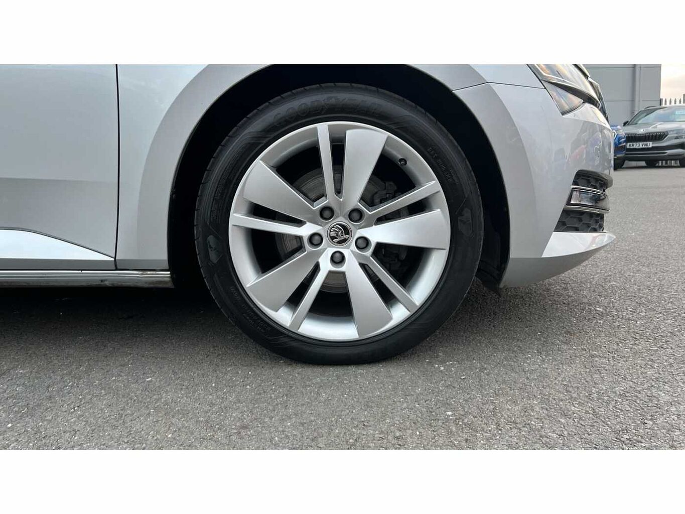 SKODA Superb 2.0TDI (200ps) SE L SCR DSG