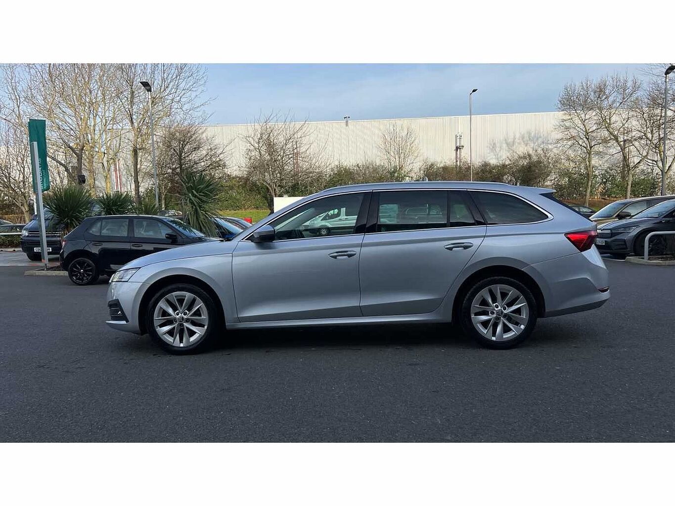 SKODA Octavia Estate (2017) 2.0 TDI (150PS) SE L