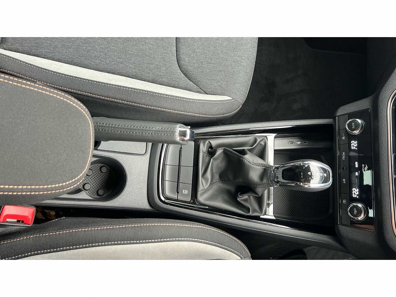 SKODA SCALA 1.0 TSI 110 SE L 5dr DSG