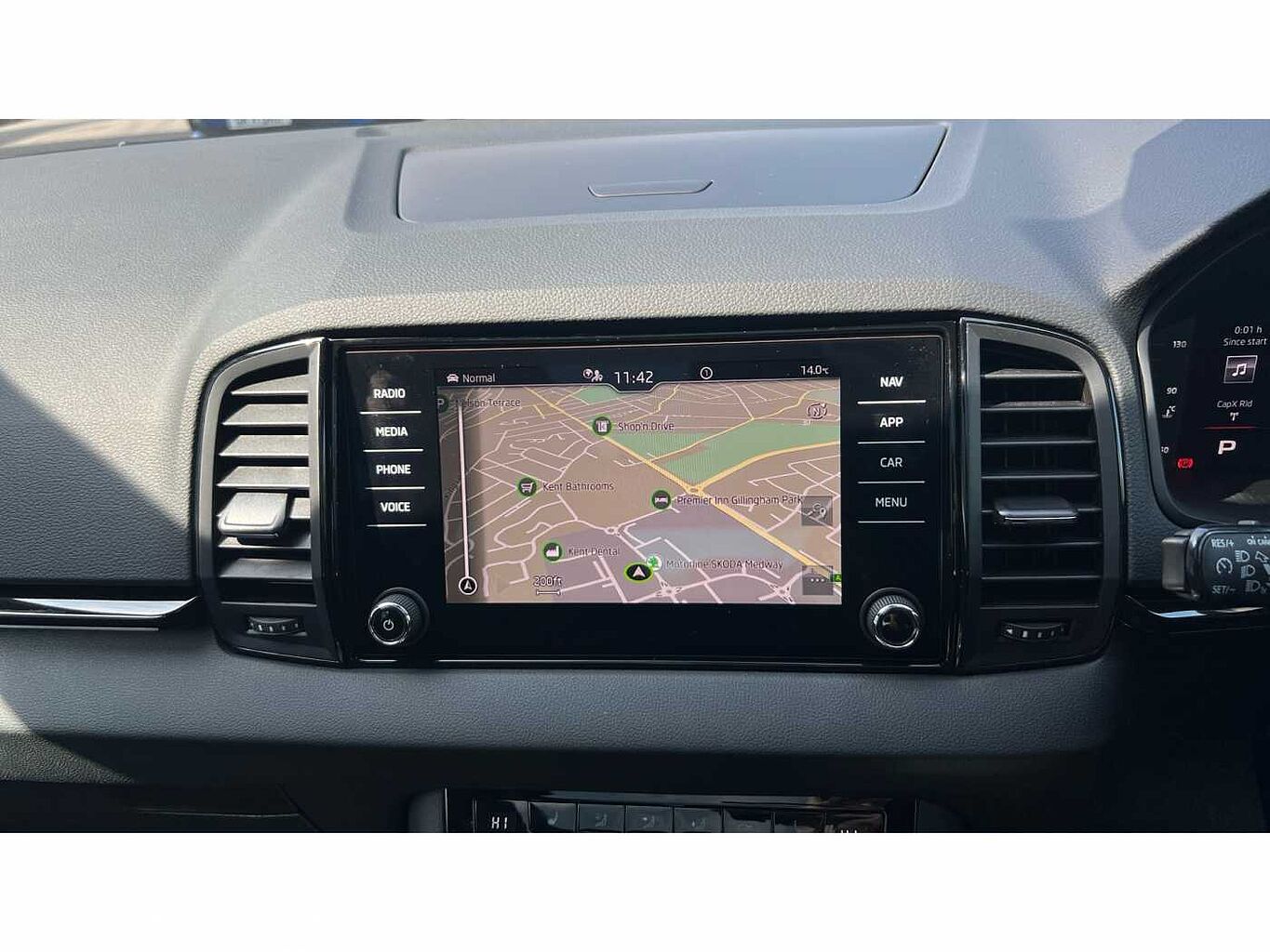 SKODA Karoq SUV 1.5 TSI (150ps) SportLine ACT