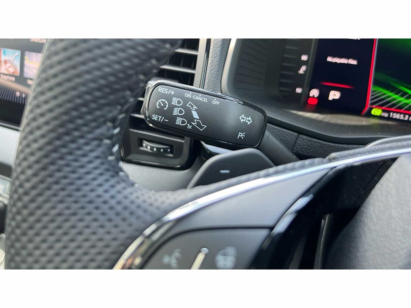 SKODA Karoq SUV 1.5 TSI (150ps) SportLine ACT