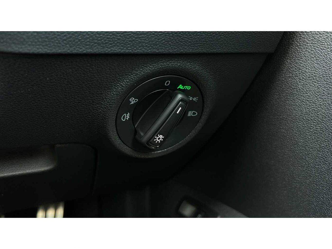 SKODA Karoq SUV 1.5 TSI (150ps) SportLine ACT