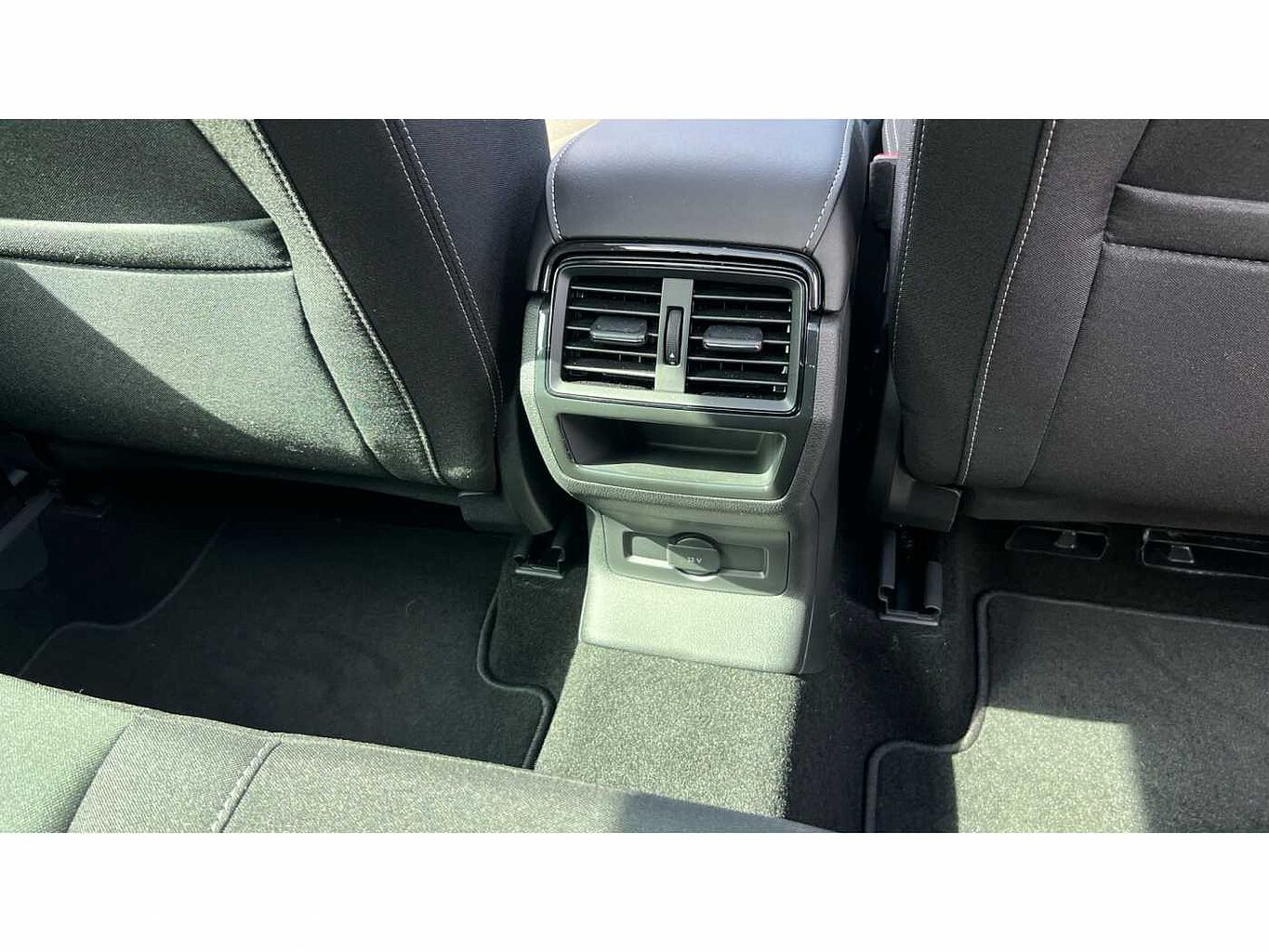 SKODA Karoq SUV 1.5 TSI (150ps) SportLine ACT