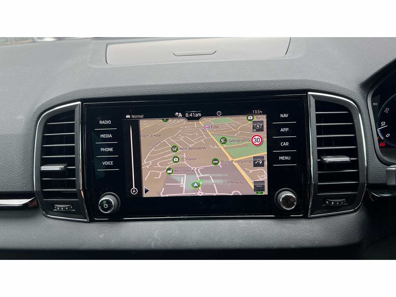 SKODA KAROQ 1.5 TSI SE L 5dr