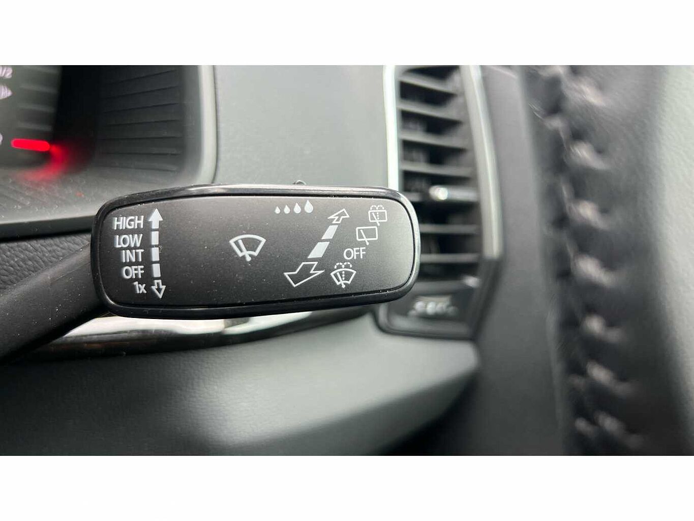 SKODA KAROQ 1.5 TSI SE L 5dr