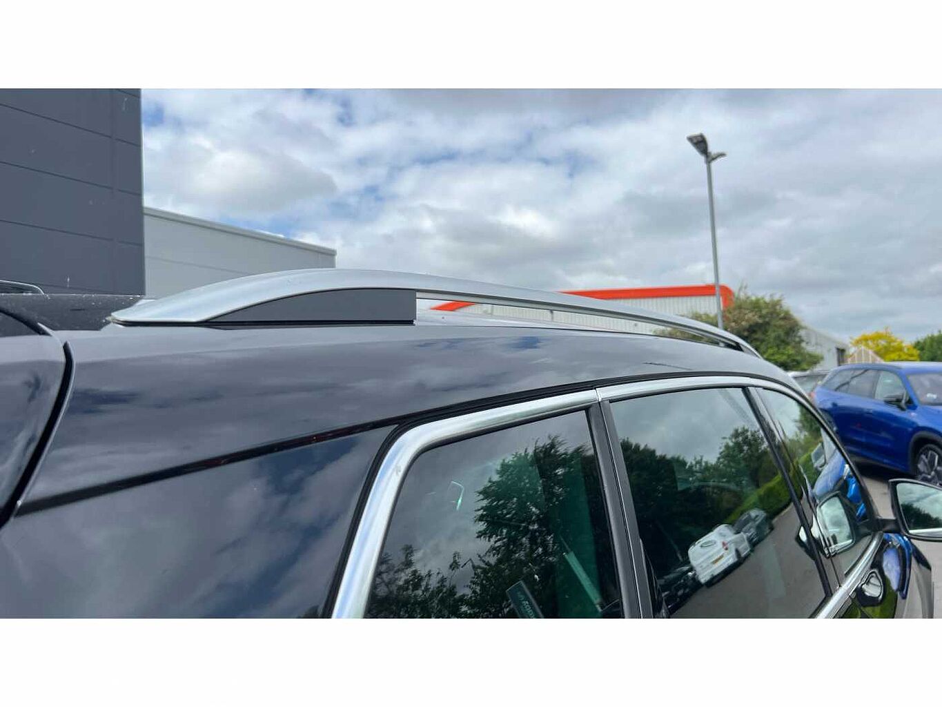 SKODA KAROQ 1.5 TSI SE L 5dr