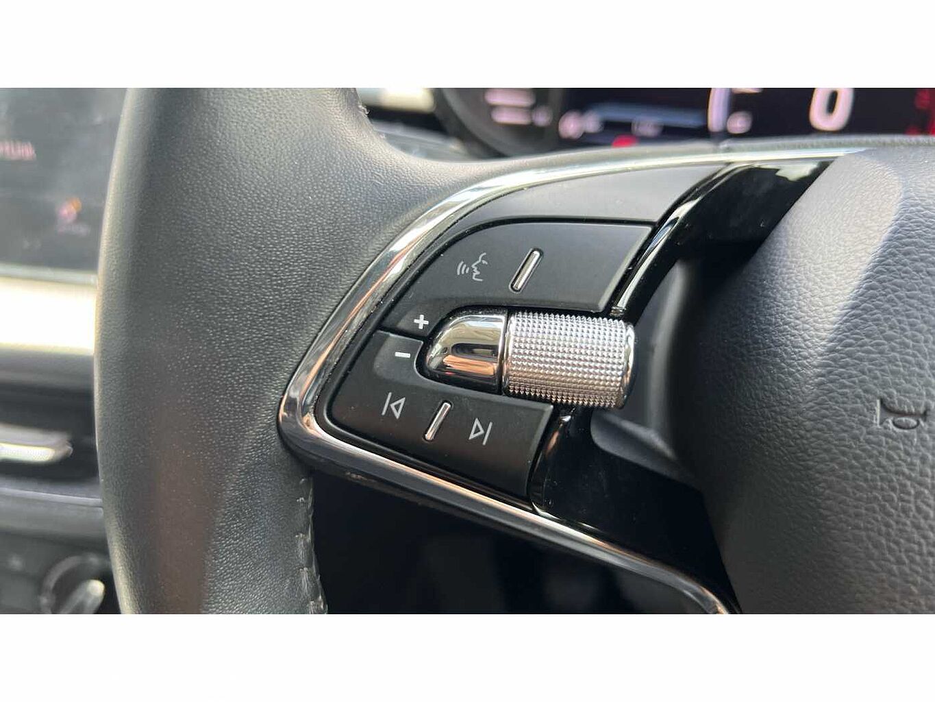 SKODA FABIA 1.0 TSI 110 Colour Edition 5dr